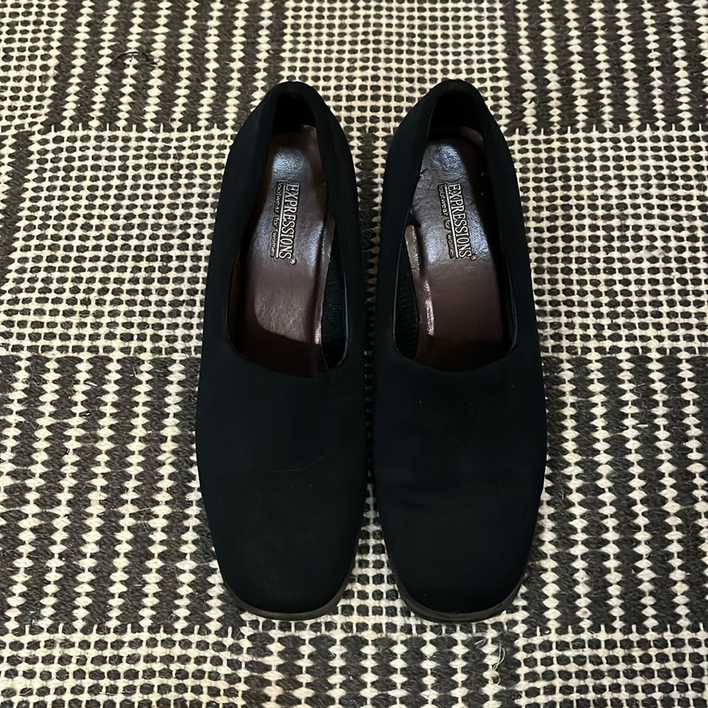 Vintage navy loafers, size 5